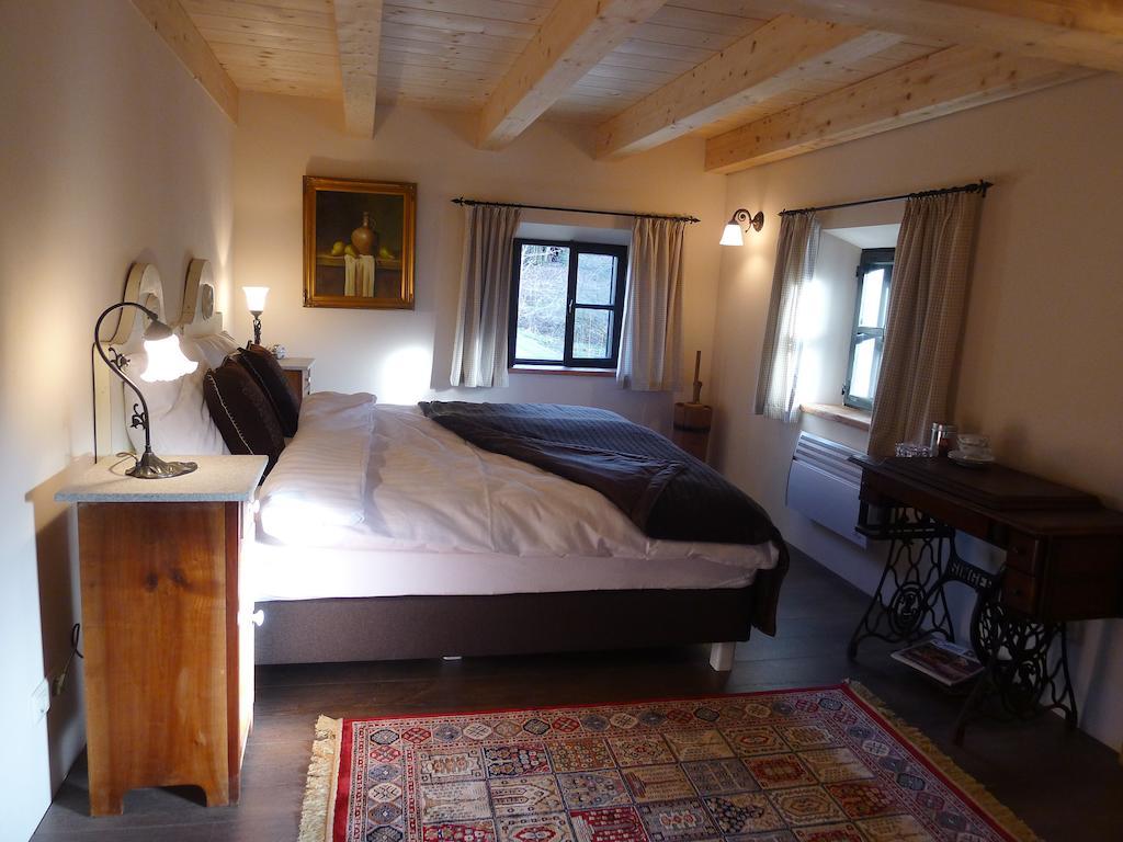 Heuholzmühle Privatzimmer Elixhausen Zimmer foto